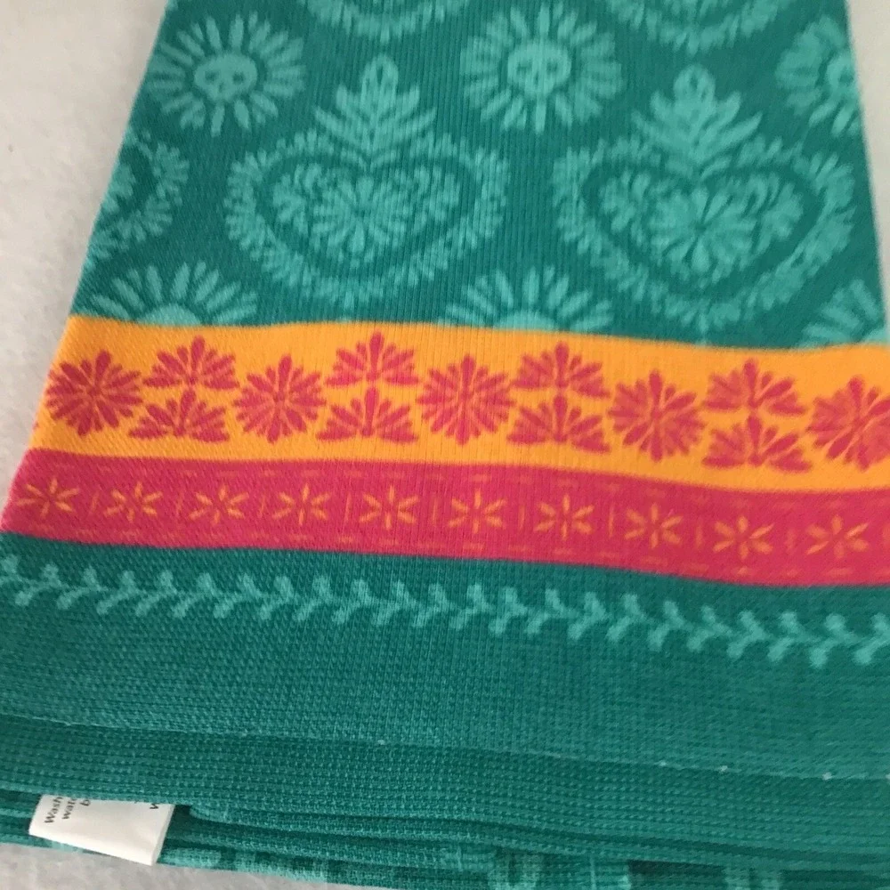 Day of Dead Pair of Kitchen Towels Deep‎ Teal Flame Heart Destination Holiday